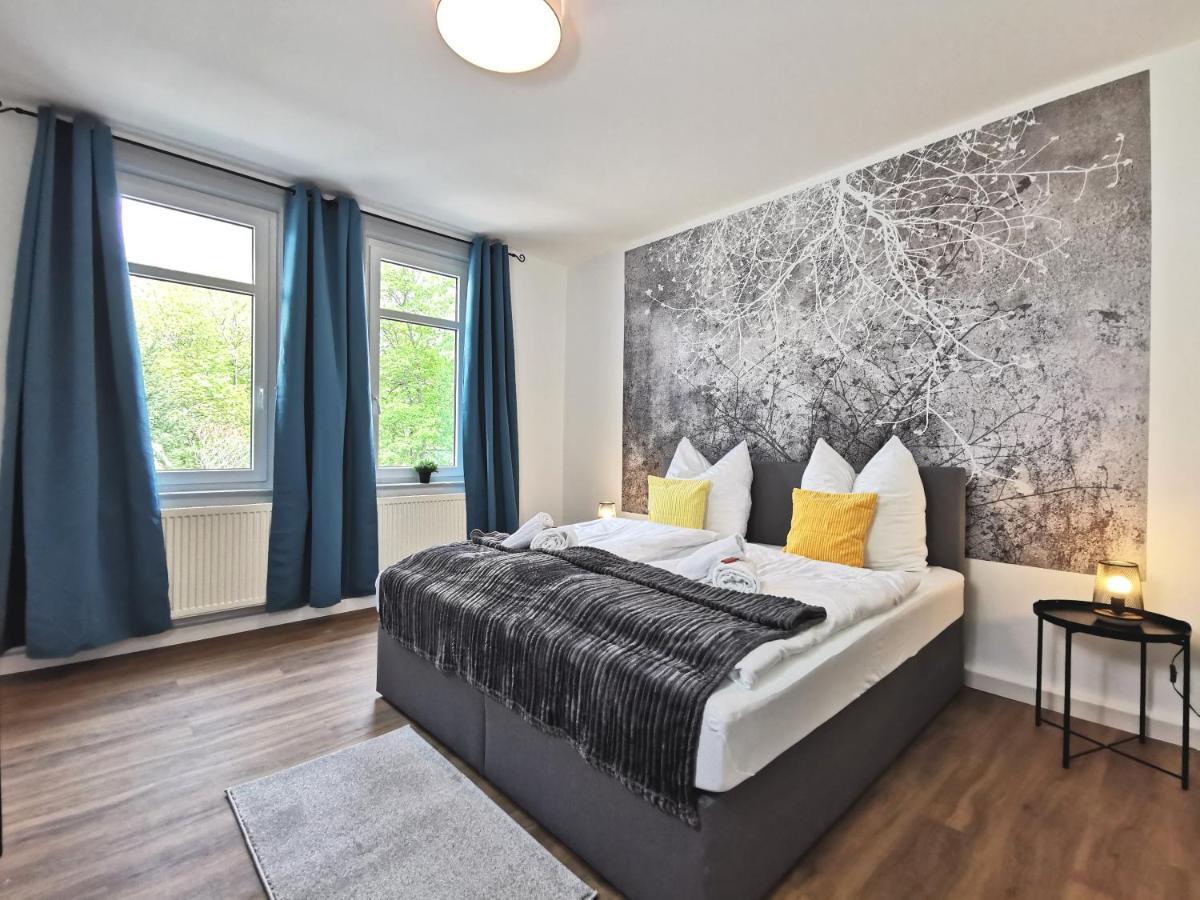 Bohnapartments: Stadtblick Zechenhaus mit Balkon und Parkplatz Ilmenau Exterior photo