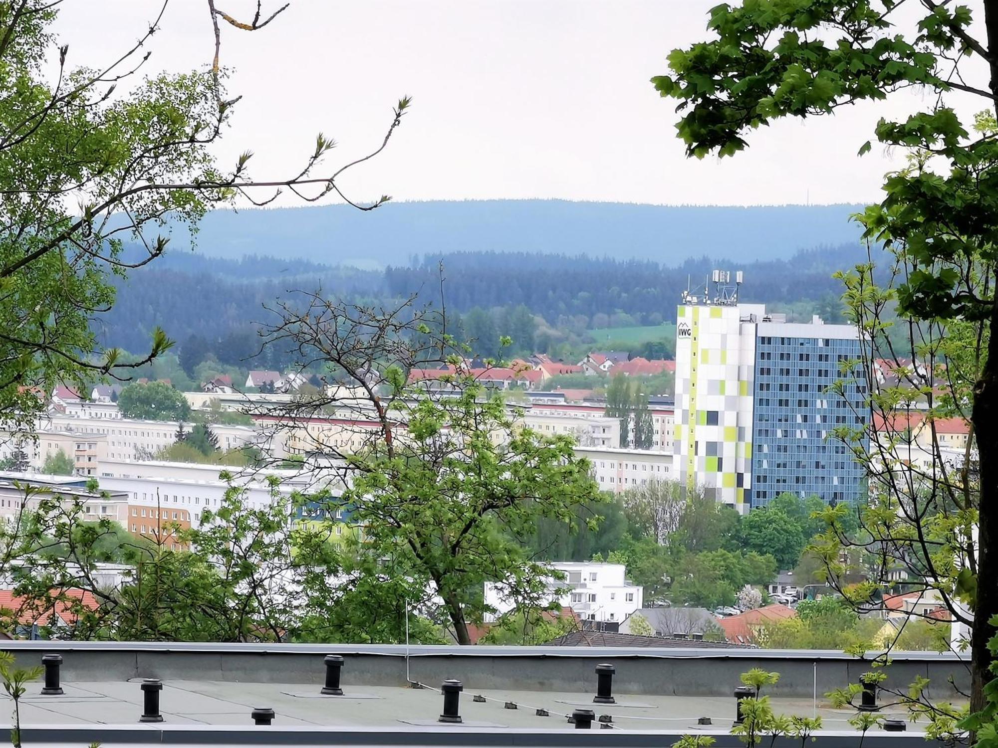 Bohnapartments: Stadtblick Zechenhaus mit Balkon und Parkplatz Ilmenau Exterior photo